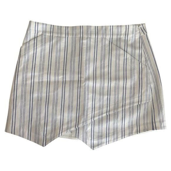 BCBGMaxAzria A Line Mini Skirt - Picture 2 of 6